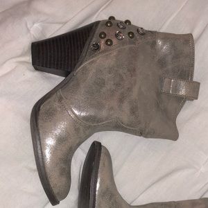 Women’s booties